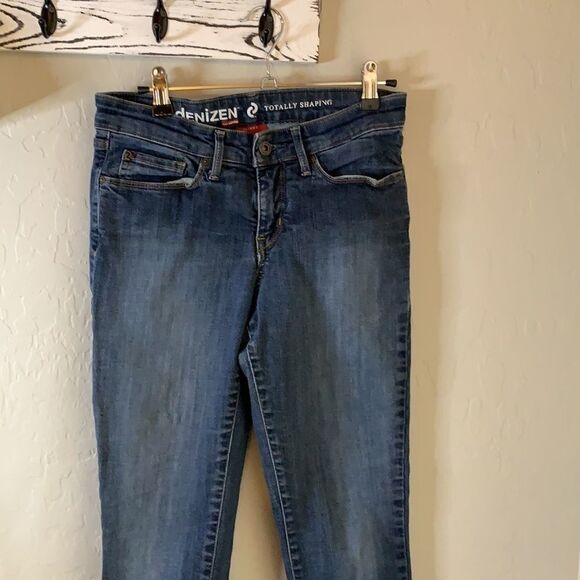 LEVI’S totally shaping skinny jeans. Five pockets medium wash - Picture 4 of 12